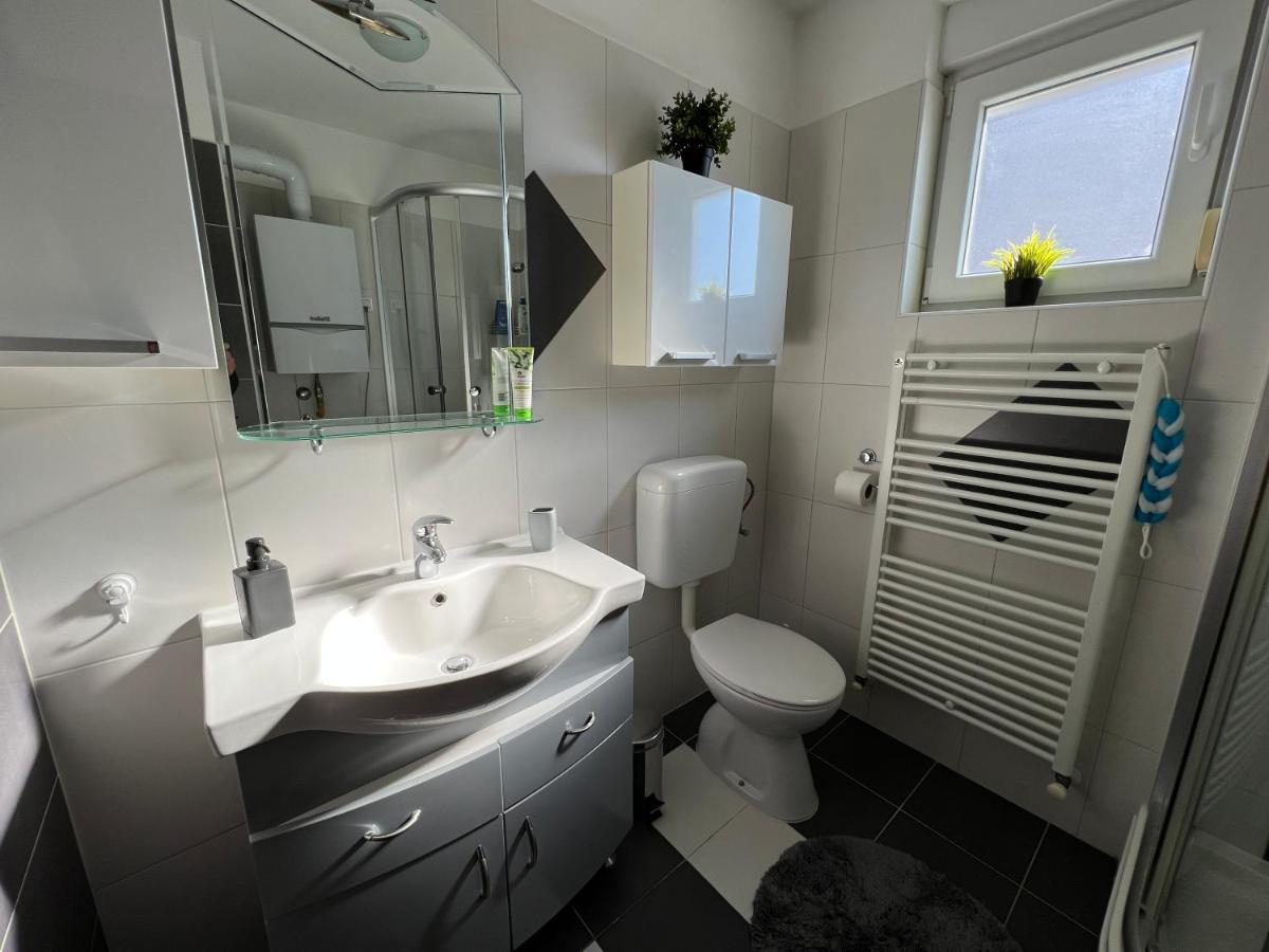 Apartman Ruza Apartment Pula Bagian luar foto